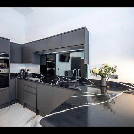 Royal Mile Apartment 2Bedroom إدنبرة المظهر الخارجي الصورة